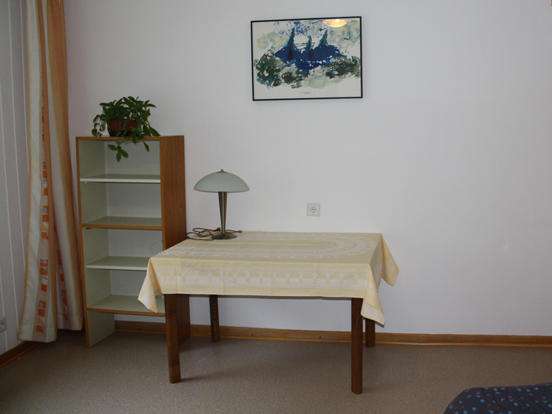 Wohnzimmer Tisch